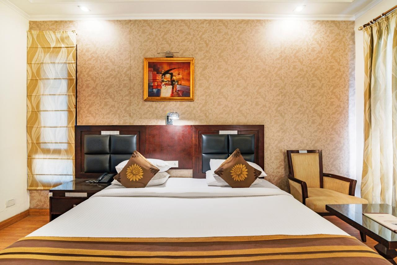 Royal Residence Mg Road Gurgaon Luaran gambar