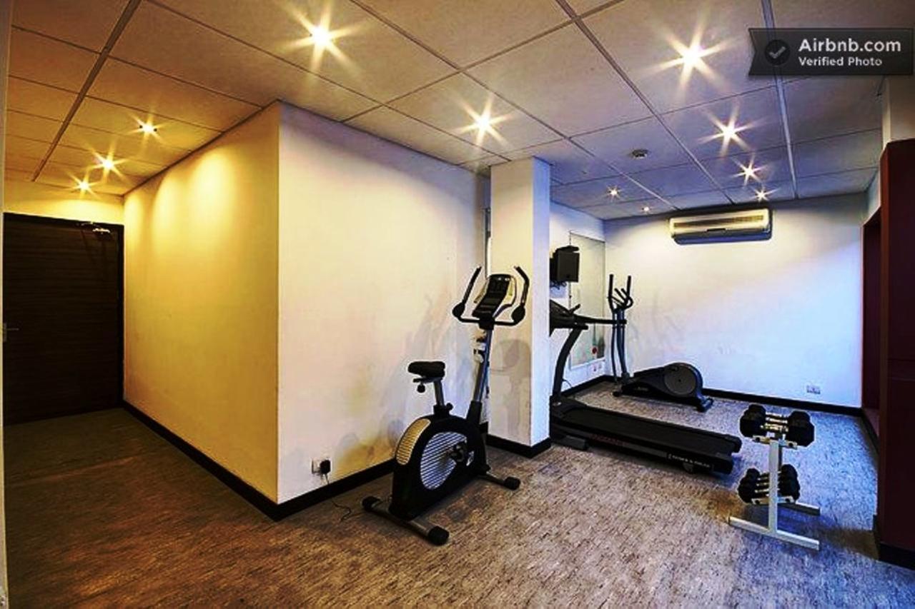 Royal Residence Mg Road Gurgaon Luaran gambar
