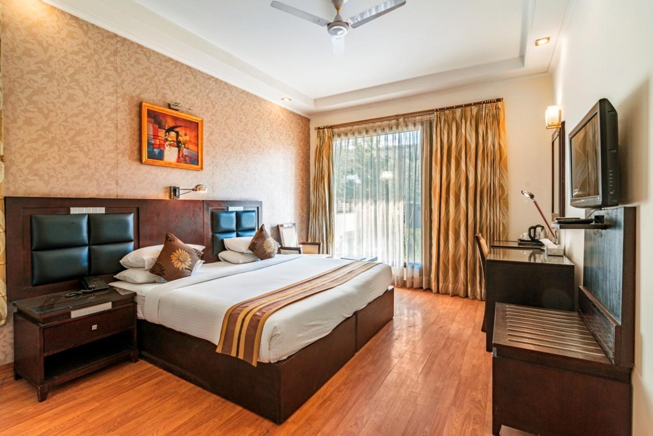 Royal Residence Mg Road Gurgaon Luaran gambar