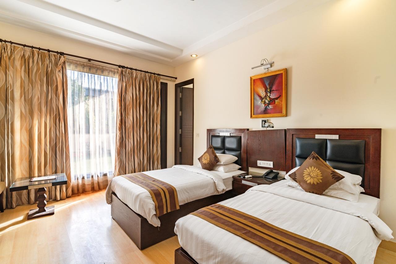 Royal Residence Mg Road Gurgaon Luaran gambar